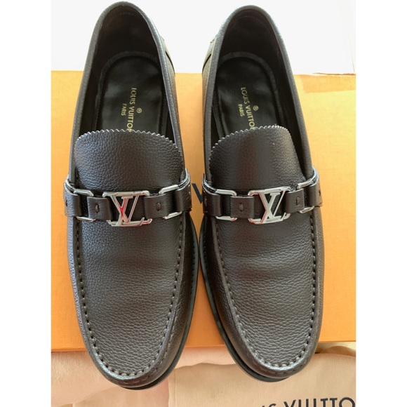 Major Loafer - Louis Vuitton ®  Louis vuitton loafers men, Louis vuitton  loafers, Louis vuitton shoes